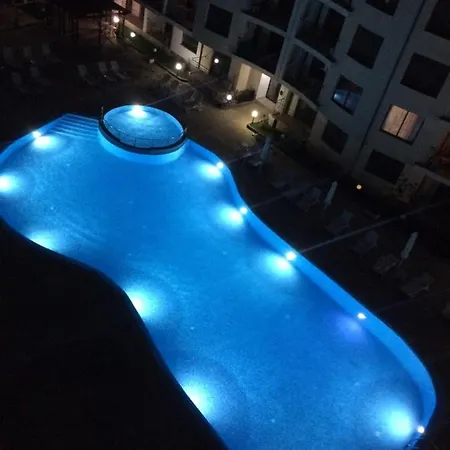 Penthouse At Sunny Beach شقة